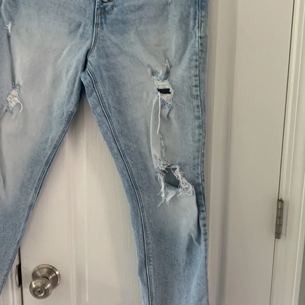 Old Navy‎ Power Slim Straight Hi-Rise Jeans sz 12 distressed buttons fly festive